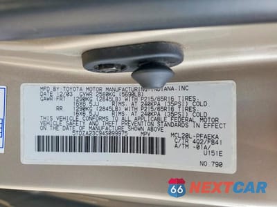 Zdjęcie 13 z 13 samochodu: 2004 TOYOTA SIENNA LE 7 PASSENGER VIN:5TDZA23C94S099975 - miniatura
