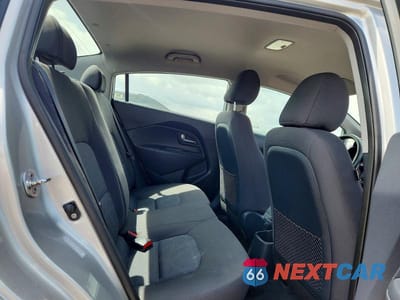 Zdjęcie 10 z 13 samochodu: 2013 KIA RIO LX VIN:KNADM4A30D6276197 - miniatura