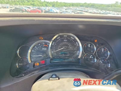 Zdjęcie 9 z 13 samochodu: 2005 CADILLAC ESCALADE LUXURY VIN:1GYEK63N15R235434 - miniatura