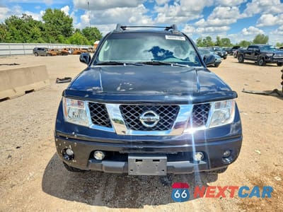 Piąte zdjęcie samochodu w środku: 2005 NISSAN FRONTIER SE VIN:1N6AD07W55C432010 - miniatura