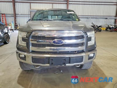 Piąte zdjęcie samochodu w środku: 2016 FORD F150 SUPERCREW VIN:1FTEW1EF6GKD40856 - miniatura