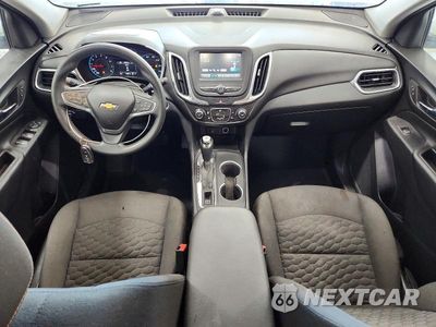 Zdjęcie 8 z 12 samochodu: 2018 CHEVROLET EQUINOX LT VIN:2GNAXJEV5J6107409 - miniatura