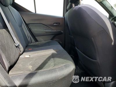 Zdjęcie 10 z 12 samochodu: 2018 NISSAN KICKS SV VIN:3N1CP5CU8JL535492 - miniatura