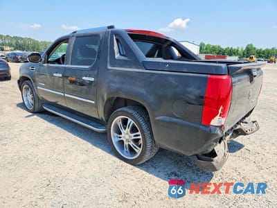 Drugie zdjęcie samochodu z przodu: 2008 CADILLAC ESCALADE EXT VIN:3GYFK62808G157135 - miniatura