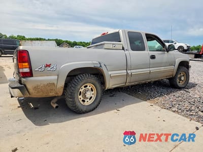 Trzecie zdjęcie samochodu z tyłu: 1999 CHEVROLET SILVERADO K2500 VIN:1GCGK29U2XE162333 - miniatura