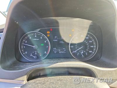 Zdjęcie 9 z 12 samochodu: 2017 HYUNDAI ELANTRA SE VIN:5NPD74LF3HH145097 - miniatura