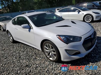 Czwarte zdjęcie samochodu z boku: 2016 HYUNDAI GENESIS COUPE 3.8L VIN:KMHHT6KJ9GU131963 - miniatura