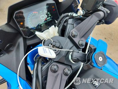 Zdjęcie 8 z 9 samochodu: 2026 SUZUKI GSX800 F VIN:JS1EM13B1T7100658 - miniatura