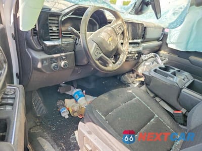 Zdjęcie 8 z 12 samochodu: 2025 CHEVROLET SILVERADO K1500 LT VIN:3GCUKDED5SG147752 - miniatura
