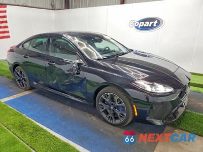 Czwarte zdjęcie samochodu z boku: 2026 B M W 2 SERIES 4D SEDAN 228I GC XDRIVE MSPORT VIN:WBA23GG02T7U66147 - miniatura