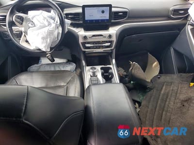 Zdjęcie 8 z 13 samochodu: 2021 FORD EXPLORER XLT VIN:1FMSK8DH6MGB98383 - miniatura