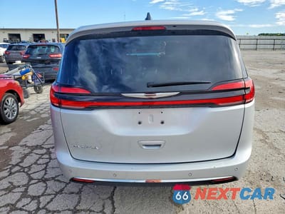 Zdjęcie 6 z 13 samochodu: 2024 CHRYSLER PACIFICA TOURING L VIN:2C4RC1BG6RR186726 - miniatura