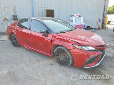 Czwarte zdjęcie samochodu z boku: 2022 TOYOTA CAMRY XSE VIN:4T1K31AK5NU044299 - miniatura