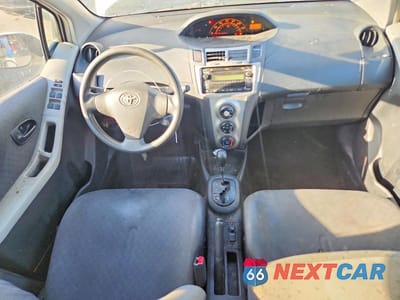 Zdjęcie 8 z 12 samochodu: 2011 TOYOTA YARIS BASE VIN:JTDKT4K36B5331721 - miniatura