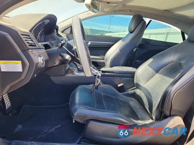 Zdjęcie 7 z 14 samochodu: 2010 MERCEDES-BENZ E 550 VIN:WDDKJ7CB2AF019892 - miniatura
