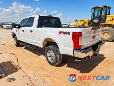 Drugie zdjęcie samochodu z przodu: 2019 FORD F250 SUPER DUTY VIN:1FT7W2B69KEC22326 - miniatura