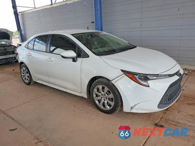 Czwarte zdjęcie samochodu z boku: 2020 TOYOTA COROLLA LE VIN:JTDEPRAEXLJ011263 - miniatura