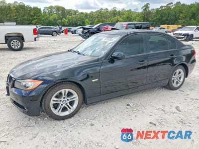 2008 BMW 328 I WBAVA33538KX85395 - główne zdjęcie licytacji z USA - miniatura