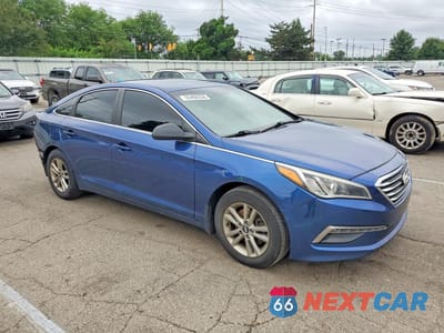 Czwarte zdjęcie samochodu z boku: 2015 HYUNDAI SONATA SE VIN:5NPE24AF0FH170591 - miniatura