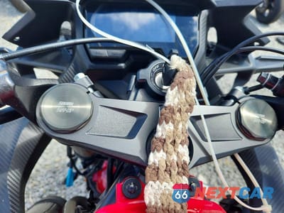 Zdjęcie 8 z 9 samochodu: 2023 HONDA CBR500 RA VIN:MLHPC6256P5400608 - miniatura