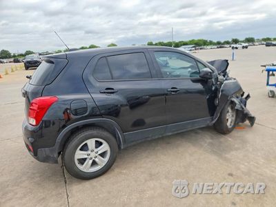 Trzecie zdjęcie samochodu z tyłu: 2021 CHEVROLET TRAX LS VIN:KL7CJKSB1MB313652 - miniatura
