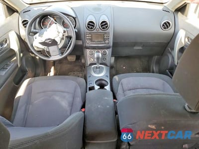 Zdjęcie 8 z 13 samochodu: 2013 NISSAN ROGUE VIN:JN8AS5MT0DW503972 - miniatura