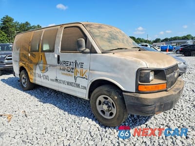 Czwarte zdjęcie samochodu z boku: 2006 CHEVROLET EXPRESS 1500 DELIVERY VAN VIN:1GCFG15TX61168522 - miniatura