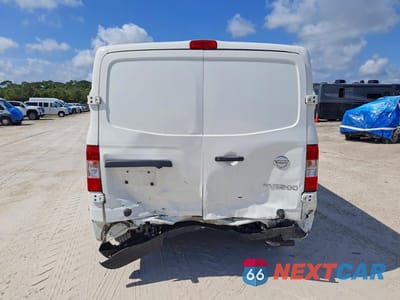 Zdjęcie 6 z 13 samochodu: 2020 NISSAN NV 2500 HD SV VIN:1N6BF0KY6LN808660 - miniatura