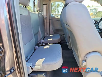 Zdjęcie 10 z 13 samochodu: 2013 TOYOTA TACOMA ACCESS CAB VIN:5TFTX4CN1DX030113 - miniatura
