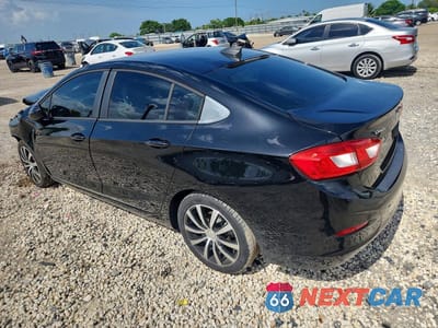 Drugie zdjęcie samochodu z przodu: 2017 CHEVROLET CRUZE LS VIN:1G1BC5SM1H7281170 - miniatura