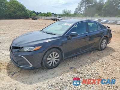 2023 TOYOTA CAMRY LE 4T1C31AK7PU606209 - główne zdjęcie licytacji z USA - miniatura