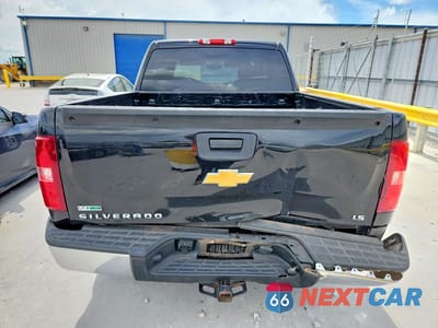 Zdjęcie 6 z 12 samochodu: 2011 CHEVROLET SILVERADO K1500 LS VIN:3GCPKREAXBG260886 - miniatura