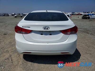 Zdjęcie 6 z 12 samochodu: 2013 HYUNDAI ELANTRA GLS VIN:5NPDH4AE3DH287385 - miniatura