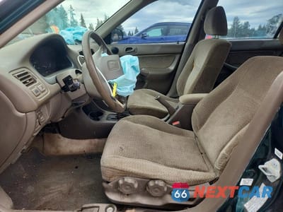 Zdjęcie 7 z 13 samochodu: 2000 HONDA CIVIC EX VIN:JHMEJ8647YS003990 - miniatura