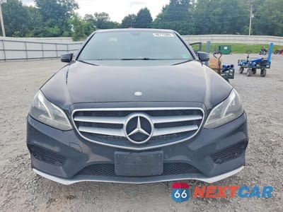 Piąte zdjęcie samochodu w środku: 2014 MERCEDES-BENZ E 350 4MATIC VIN:WDDHF8JB8EA807485 - miniatura