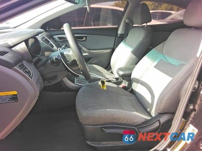 Zdjęcie 7 z 12 samochodu: 2012 HYUNDAI ELANTRA GLS VIN:5NPDH4AE7CH117030 - miniatura