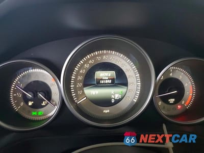 Zdjęcie 9 z 12 samochodu: 2016 MERCEDES-BENZ E 350 VIN:WDDHF5KB9GB202479 - miniatura