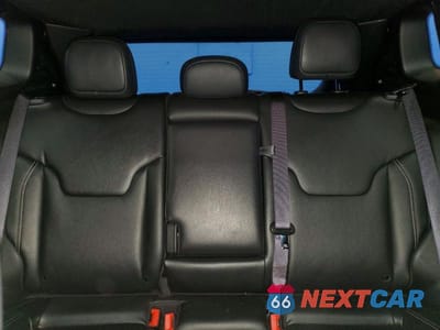 Zdjęcie 10 z 13 samochodu: 2025 JEEP COMPASS LIMITED VIN:3C4NJDCN1ST510641 - miniatura