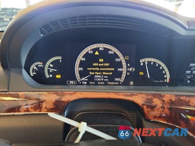 Zdjęcie 9 z 12 samochodu: 2007 MERCEDES-BENZ S 550 VIN:WDDNG71X87A074783 - miniatura