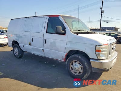 Czwarte zdjęcie samochodu z boku: 2013 FORD ECONOLINE E250 VAN VIN:1FTNE2EW5DDA21425 - miniatura