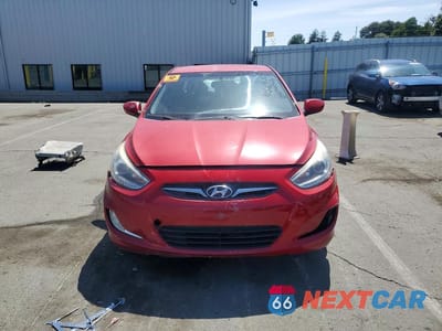 Piąte zdjęcie samochodu w środku: 2014 HYUNDAI ACCENT GLS VIN:KMHCU4AE1EU775762 - miniatura