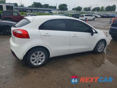 Trzecie zdjęcie samochodu z tyłu: 2012 KIA RIO 5-DOOR EX VIN:KNADN5A39C6054713 - miniatura