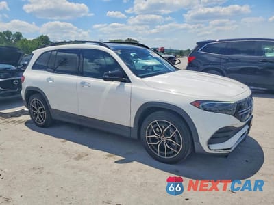 Czwarte zdjęcie samochodu z boku: 2023 MERCEDES-BENZ EQB 300 4MATIC VIN:W1N9M0KB6PN069257 - miniatura
