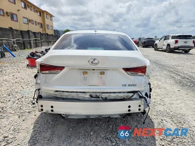Zdjęcie 6 z 13 samochodu: 2020 LEXUS IS 300 VIN:JTHAA1D21L5106594 - miniatura