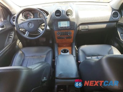 Zdjęcie 8 z 13 samochodu: 2006 MERCEDES-BENZ ML 350 VIN:4JGBB86E46A092118 - miniatura
