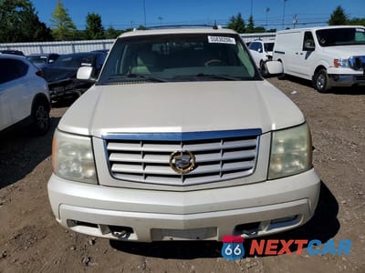 Piąte zdjęcie samochodu w środku: 2002 CADILLAC ESCALADE LUXURY VIN:1GYEK63N82R276686 - miniatura