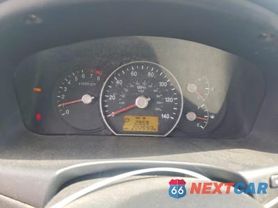 Zdjęcie 9 z 12 samochodu: 2009 KIA RONDO BASE VIN:KNAFG528497273269 - miniatura