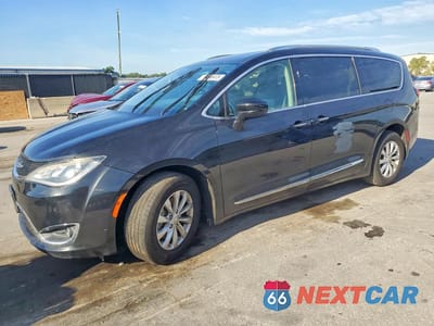 2019 CHRYSLER PACIFICA TOURING L 2C4RC1BG7KR731614 - główne zdjęcie licytacji z USA - miniatura