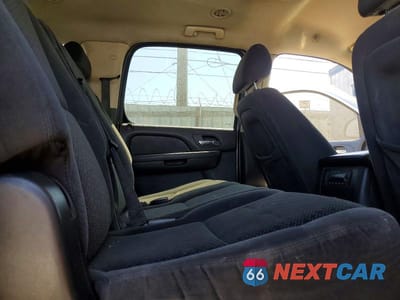 Zdjęcie 11 z 13 samochodu: 2007 CHEVROLET SUBURBAN C1500 VIN:3GNFC16067G173954 - miniatura
