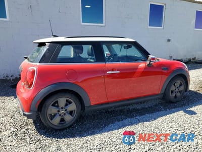 Trzecie zdjęcie samochodu z tyłu: 2022 MINI COOPER VIN:WMW33DH03N2P66278 - miniatura